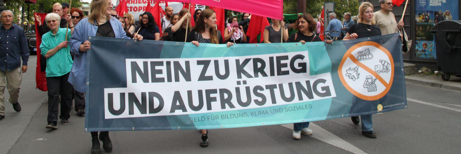 Sparen für den Krieg?